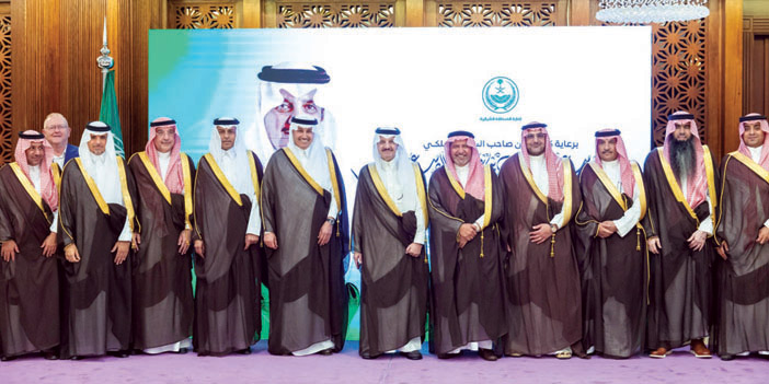 أمير المنطقة الشرقية دشّن 6 مشروعات للطرق بـ«406» ملايين ريا