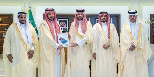 نائب أمير المنطقة الشرقية يطّلع على منجزات الالتزا