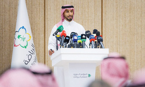 وزارة الرياضة تطرح 5 أندية للاستثمار.. وتقترب من تخصيص النجمة والأخدود 