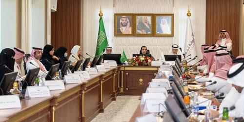 غرفة تبوك تستضيف لقاءً للتعريف بجهود تمكين التاجر المتنقل 