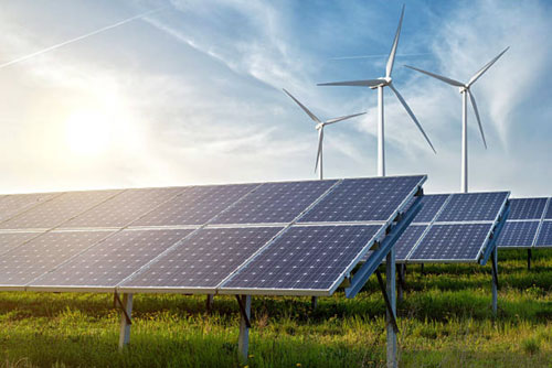 انخفاض إنتاج الطاقة المتجددة في إيطاليا خلال عام 2025 