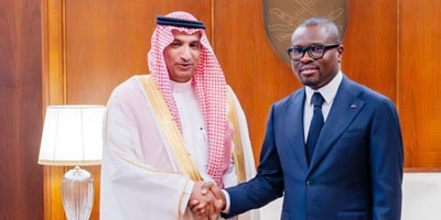 السفير البلوي يقدم أوراق اعتماده لرئيس جمهورية بنين 