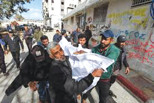 استشهاد 3 فلسطينيين بنيران إسرائيلية في غزة