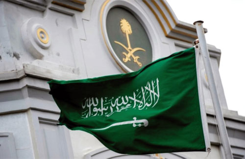 فيما أكدت أنها ستتخذ كافة الإجراءات اللازمة لحماية سفنها.. وزارة الخارجية: