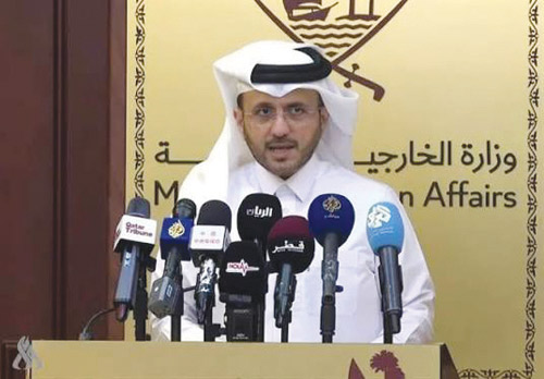 أكد أن الأولوية للمسار الدبلوماسي وفتح «هرمز» 