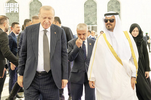 رئيس جمهورية تركيا يغادر جدة 