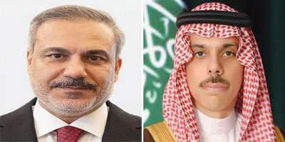 وزير الخارجية يبحث مع نظيره التركي أمن الممرات المائية في الخليج العربي والبحر الأحمر 
