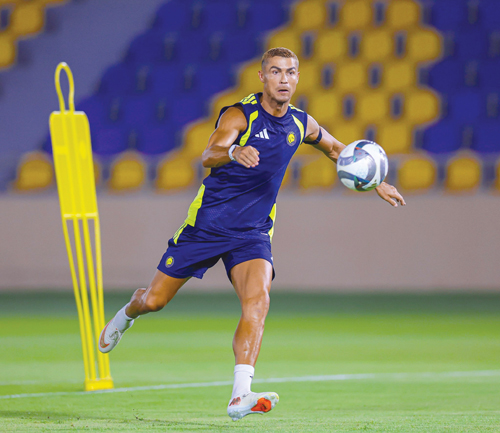  لقطة من تدريبات النصر