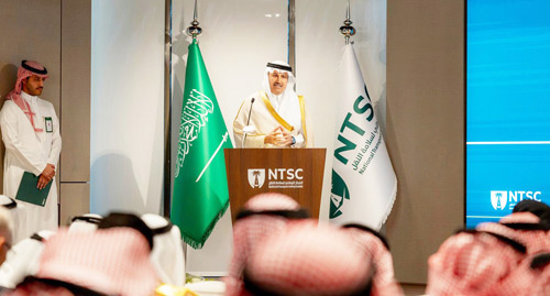 جانب من الفعالية بحضور وزير النقل