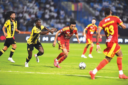 من لقاء الاتحاد والقادسية