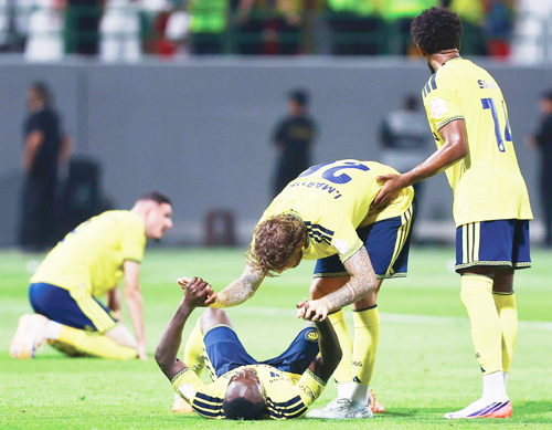 النصر استحق النصر بعشرة لاعبين