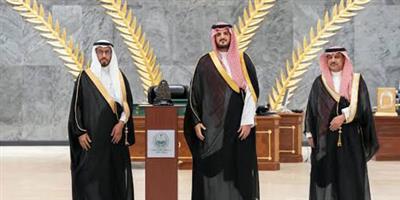 محافظ الطائف يكرِّم الجهات المشاركة في «صعود الهضبة» 