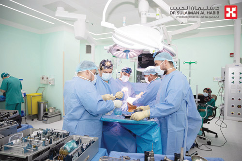 بتخدير نصفي لمريض تسعيني في حالة صحية معقدة 