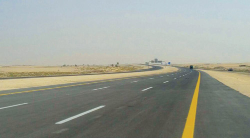 «هيئة الطرق» تطلق خدمة إصدار تصاريح نقل الشاحنات ذات المقطورات المزدوجة خارج النطاق العمراني 