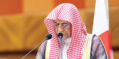 ابن حميد: ميزان الإسلام في التعامل مع المرأة يقوم على كرامة الإنسان وعدالة الحقوق ورحمة المعاملة ومسؤولية القوامة 