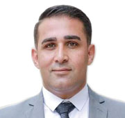 د. أنس  عضيبات
نافذة الروح على أرض العز: عندما ينبض القلب بحب المملكةقانون الحفرة المظلمة: متى نتوقف عن تعميق أزمتنا؟متلازمة «الزيف العنيف»: حين يغضب الكذاب من مرآة الحقيقةلماذا يفشل الخبراء في رؤية «الغوريلا» أمام أعينهم؟عن الدقائق الهاربةلماذا لا تمنح الكراسي «مقام المعلم»؟هندسة الاكتفاء: كيف ينقذنا «الرضا الوجودي» من جحيم الاحتراق العصبي؟خبير المناهج وأساليب التدريس - الأردن3567.jpg