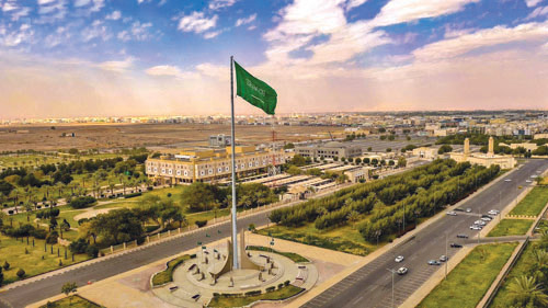 كيف اكتمل النشيد الوطني السعودي لحنًا وكلمات؟ 