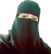 هيا  الدوسري
الإشاعة.. حين يصبح الكذب وسيلة للمنافسةالمدير المتسلط.. حين تتحول السلطة إلى عبءحين اختلط الإعلام بالشهرةالتسوق الإلكتروني.. رفاهية أم ضرورة؟في كل مناسبة ثقافية.. تتكرر الصورة ذاتها!الكواكب الرقمية3731.jpg