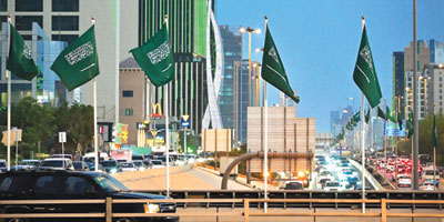 الأمير سعود بن سلطان بن عبد العزيز: اليوم الوطني مناسبة غالية نستحضر فيها الأسس الراسخة للمملكة 