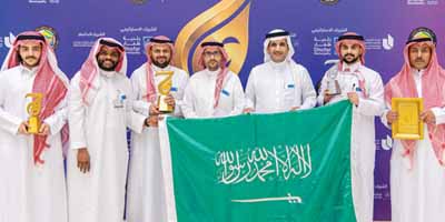مسرحية «لحالك» تتوج بثلاثية التميز 