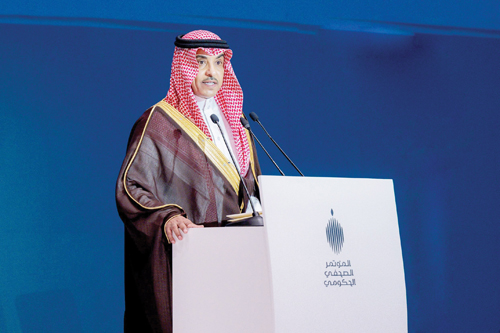 أكد خلال المؤتمر الصحفي الحكومي أن المملكة ستظل قوية والأمن أولويتها الأولى 