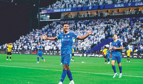 الهلال يؤكد تفوقه ويحسم الكلاسيكو
