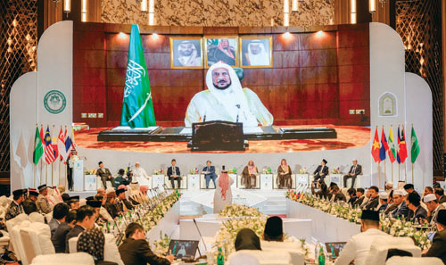 وزير الشؤون الإسلامية