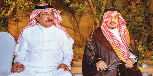 أمير منطقة الرياض يعزي في وفاة عبدالعزيز الرشيد 