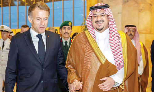 في مطار الملك خالد الدولي 