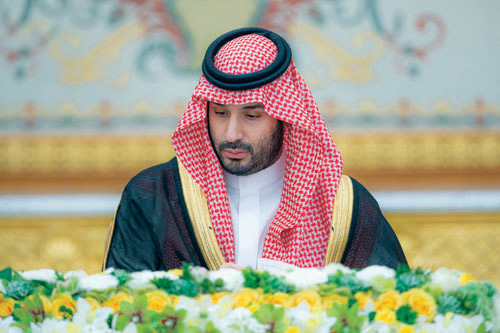 ولي العهد خلال رئاسته جلسة مجلس الوزراء