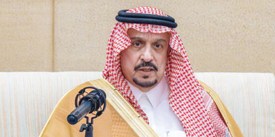أمير الرياض يتسلّم التقرير السنوي لأعمال مجلس الجمعيات الأهلية بالمنطقة 