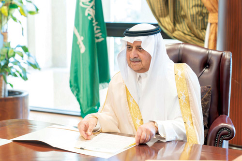  سموه خلال رئاسته الاجتماع