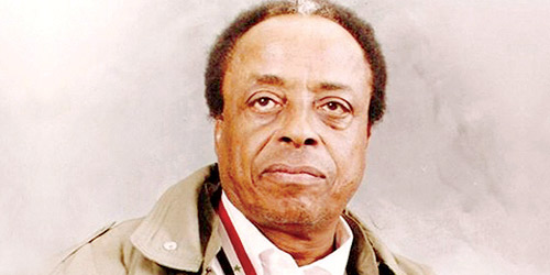 الفيتوري.. «مثلي أنا ليس يسكن قبراً»